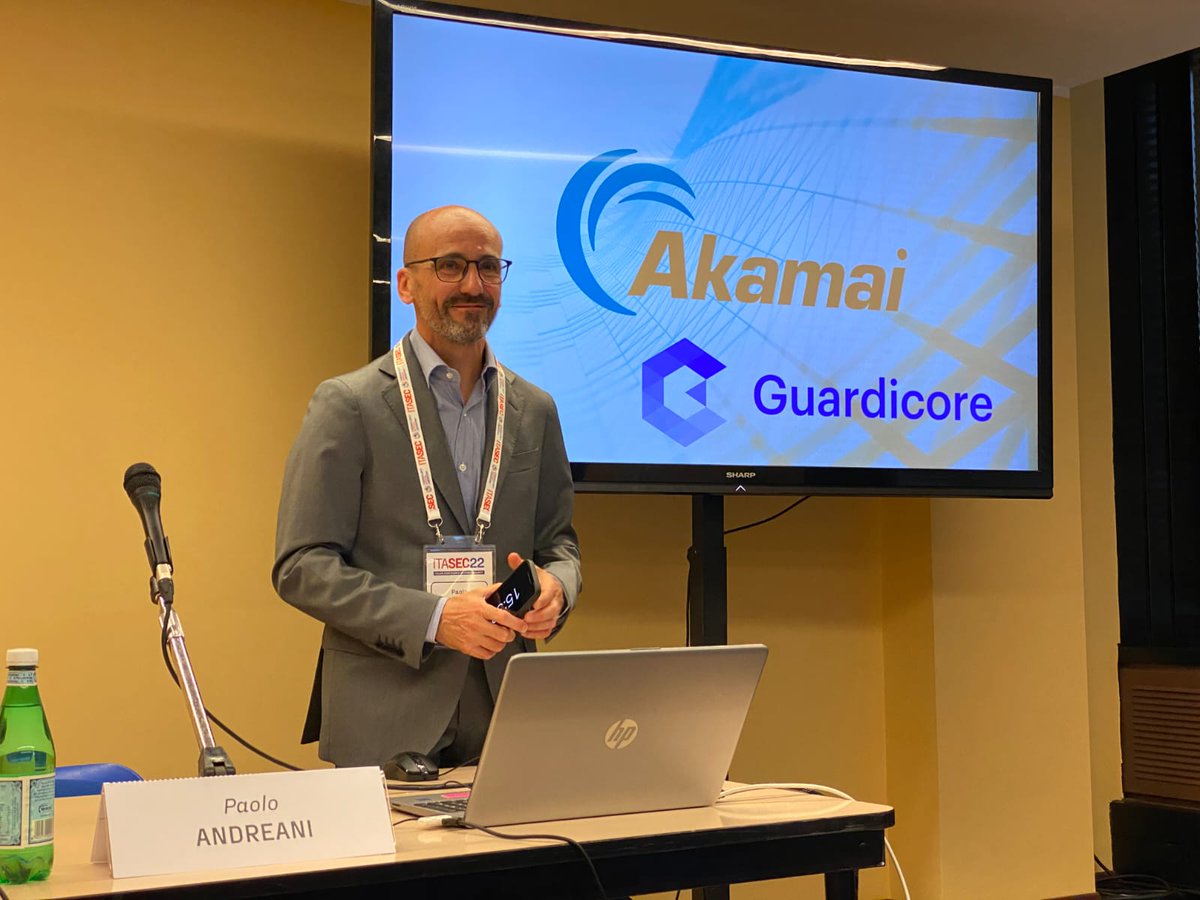 fidogroup's tweet photo. Visibilità e microsegmentazione per proteggersi dai rischi attuali, l'intervento di Paolo Andreani di @AkamaiItalia ad #ITASEC22. 

#ITASEC
#cybersecurity https://t.co/Lpm2OLfMHj
