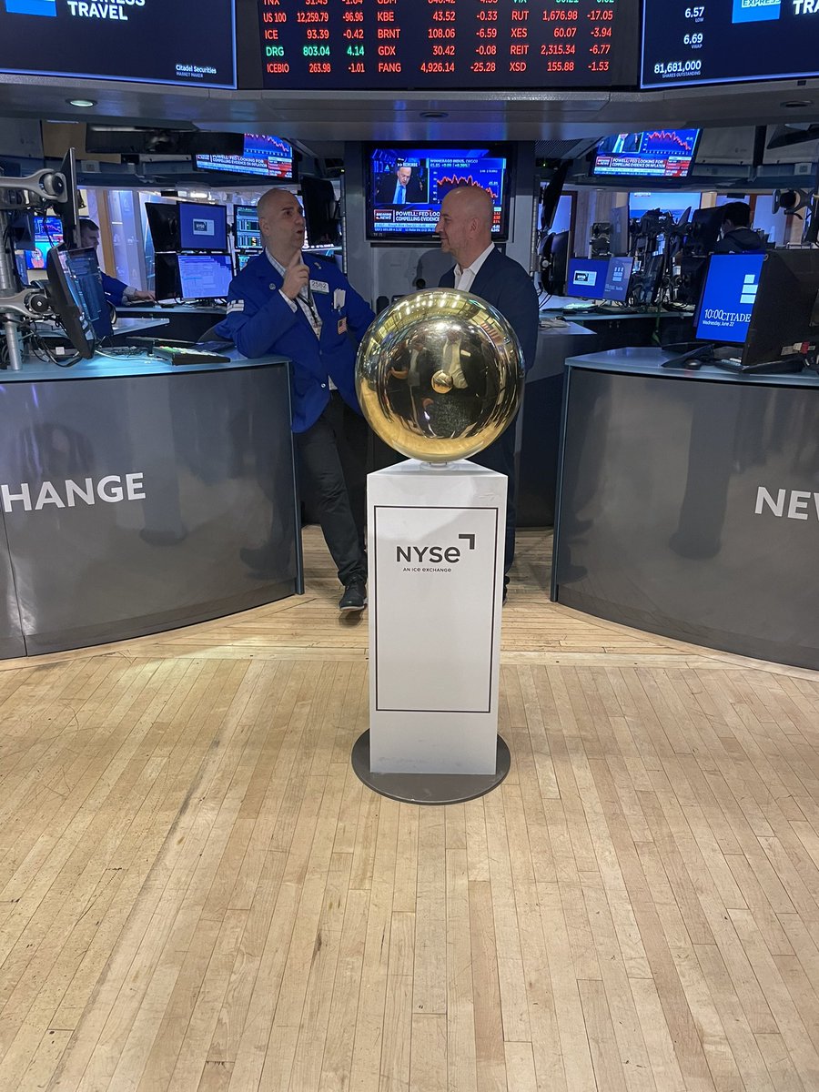 markmcspadden's tweet photo. Incredible experience to be on the floor as @amexgbt rang the bell to open @nyse this morning! https://t.co/XlAGAu4Ayw