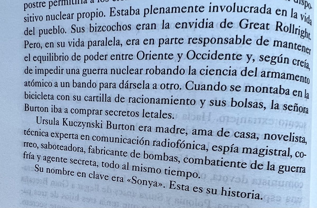 felicianolopezh's tweet photo. “Cuando se montaba en su bicicleta con su cartilla de racionamiento y sus bolsas, la señora Burton iba a comprar secretos letales”. #AgenteSonya #BenMcIntyre https://t.co/UAcpxWb4Kk