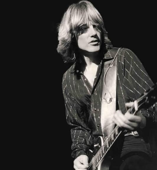 レスポールのtwitterイラスト検索結果 レスポールのtwitterイラスト検索結果