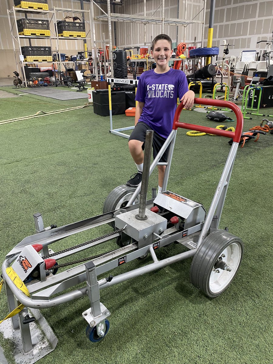 CorespeedGym's tweet photo. Future 2028 grad that can’t wait to get there!  Big @DeucevaughnCR22 fan!   #WildcatFootball!  @SprintTrainers https://t.co/3ambh4dtrT
