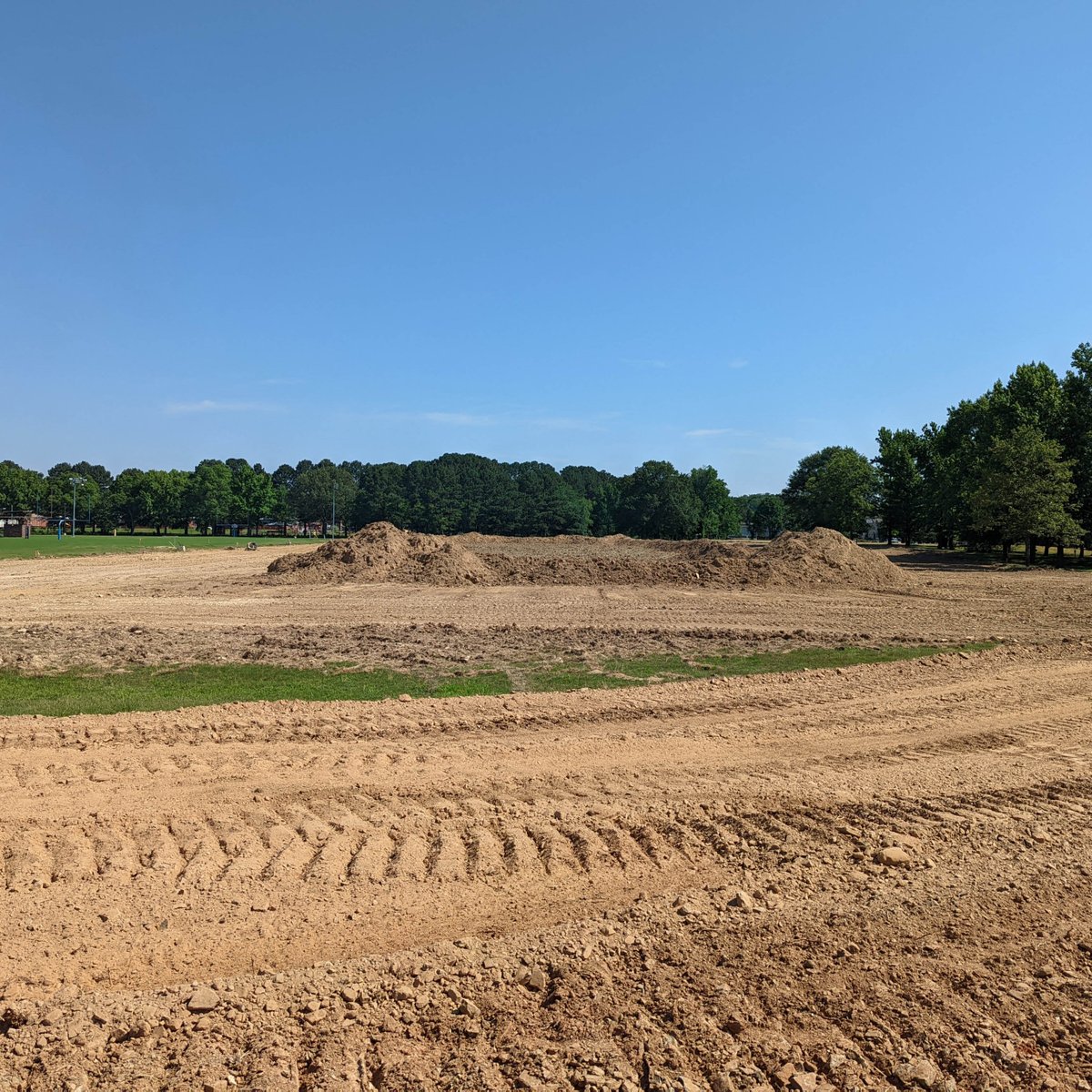 HardingSports's tweet image. The new track project is underway! The new track is being built by the intramural football fields on the southeast part of campus. #GOBisons
