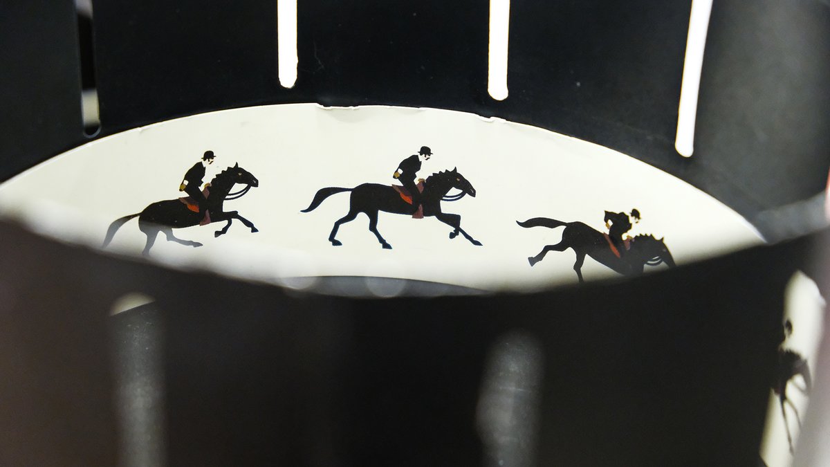 Zoetrope A Little Thin On Plot bit.ly/3tNhLXV