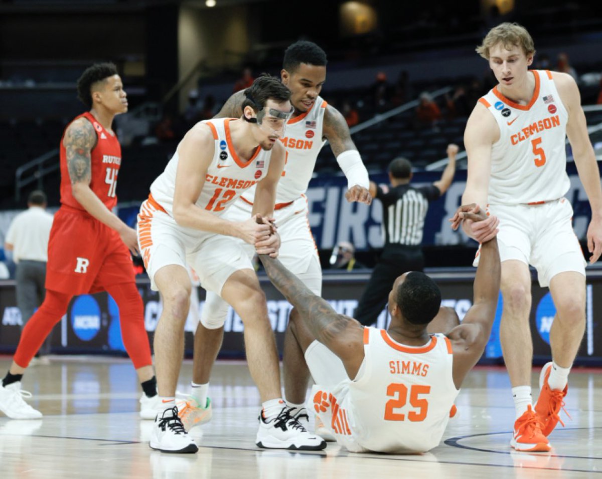 Blessed to receive an offer from Clemson university 🧡🤍 #gotigers