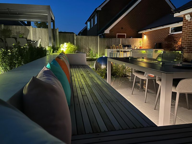 WWLandscapes's tweet photo. #outdoorlighting https://t.co/UODZJNXguA
