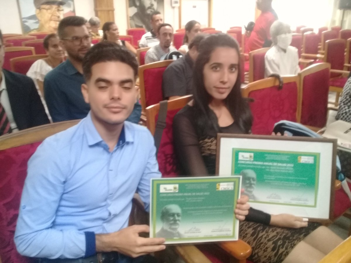 IVelazquezB's tweet photo. Ciencia desde el corazón. Jóvenes investigadores recibieron Premio Anual de Salud 2022 en #IsladelaJuventud #CubaPorLaVida 
@japortalmiranda @MINSAPCuba @GeoPAlvarez @DrZGG1 @b_daudinot @RamnMiguelPazP1 @sayli_gonzalez @yakelin_rosales @dir_Salud_IJ https://t.co/0TUfeddV5u