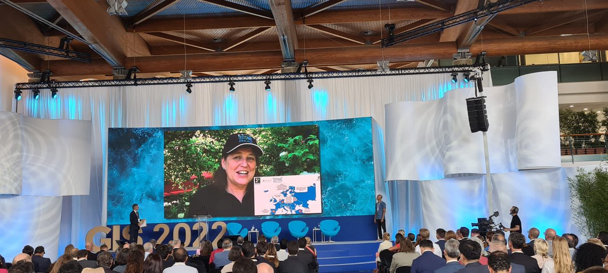 ITEA_4's tweet photo. 🥇We congratulate all ITEA @spear_project partners for winning the @EUREKA_NETWORK Innovation Award 'Best Sustainability Innovation' 👏🌿We are also very proud of @DrSEldh &amp; the ITEA IMPACT project for being finalists in the categories #WomenLeadership &amp; #BestProduct! 💪 #GIS2022 https://t.co/biieIuriNe