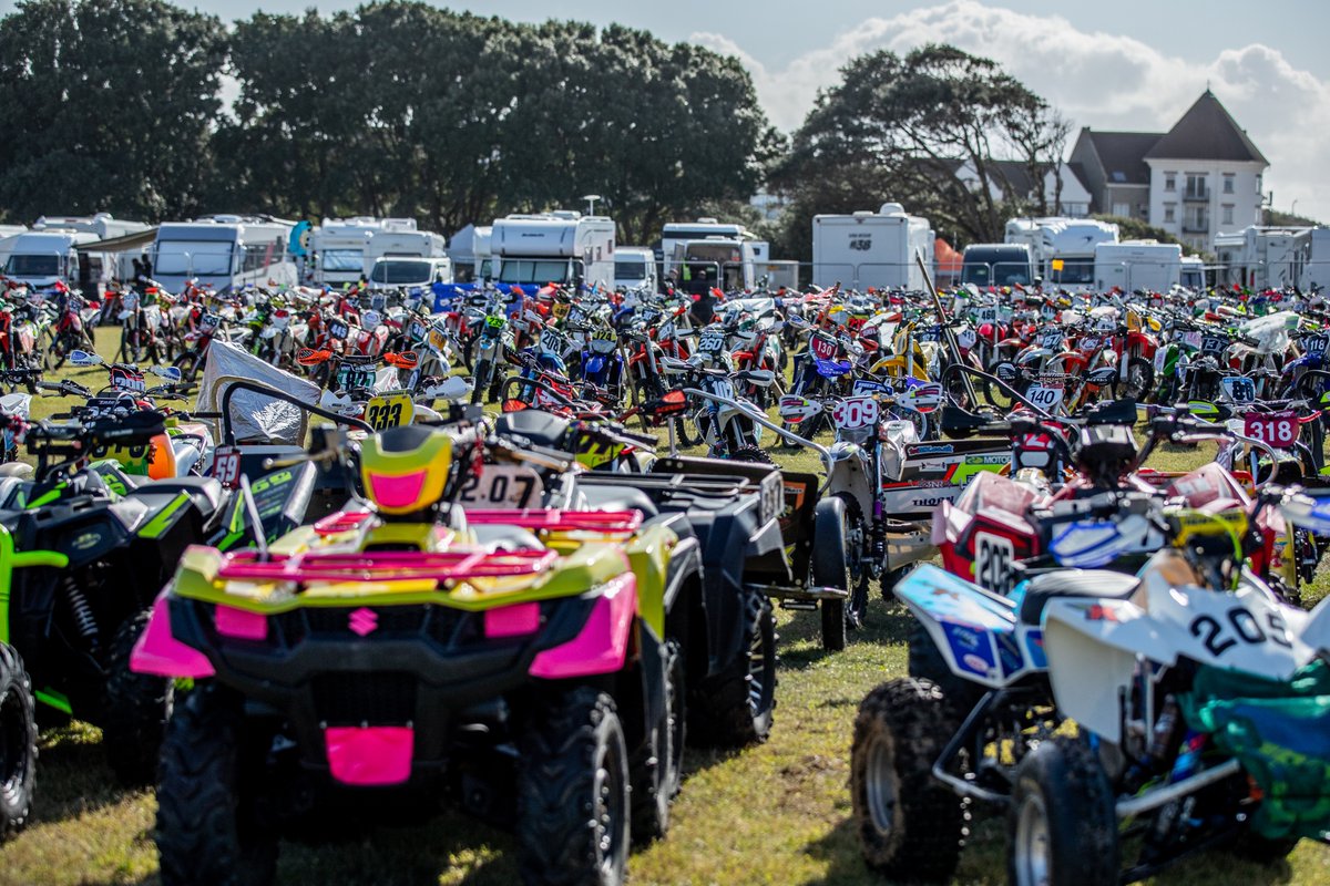 121 days to go until we are back on the beach in Weston-super-Mare for the 39th Anniversary of the Weston Beach Race.

Will you be there lining up to race or lining up along the start straight to watch the racing action?

rhlactivities.com/events/wbr-202…