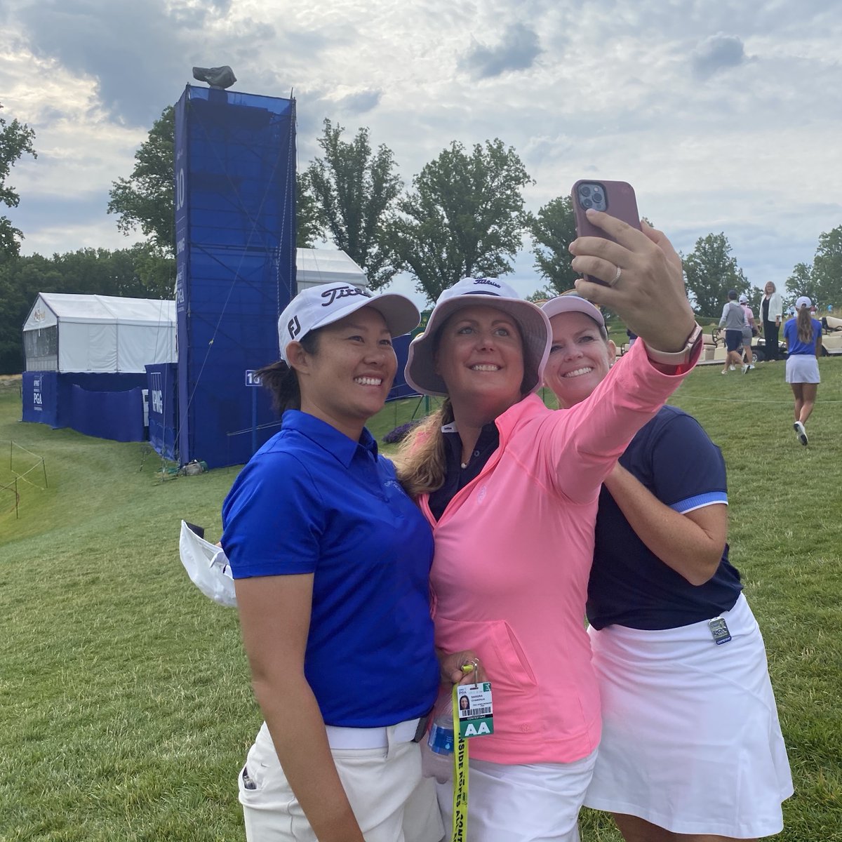 A belated happy #NationalSelfieDay from the <a href="/KPMGWomensPGA/">KPMG Women's PGA Championship</a>! 🤳😄⛳️

🏌️‍♀️: <a href="/SandraChangkija/">Sandra Changkija</a> (<a href="/LPGA/">LPGA</a>/<a href="/PGA/">PGA of America</a>), <a href="/ashleytaitgolf/">Ashley Tait</a> (LPGA), Stephanie Connelly Eiswerth (LPGA/PGA)