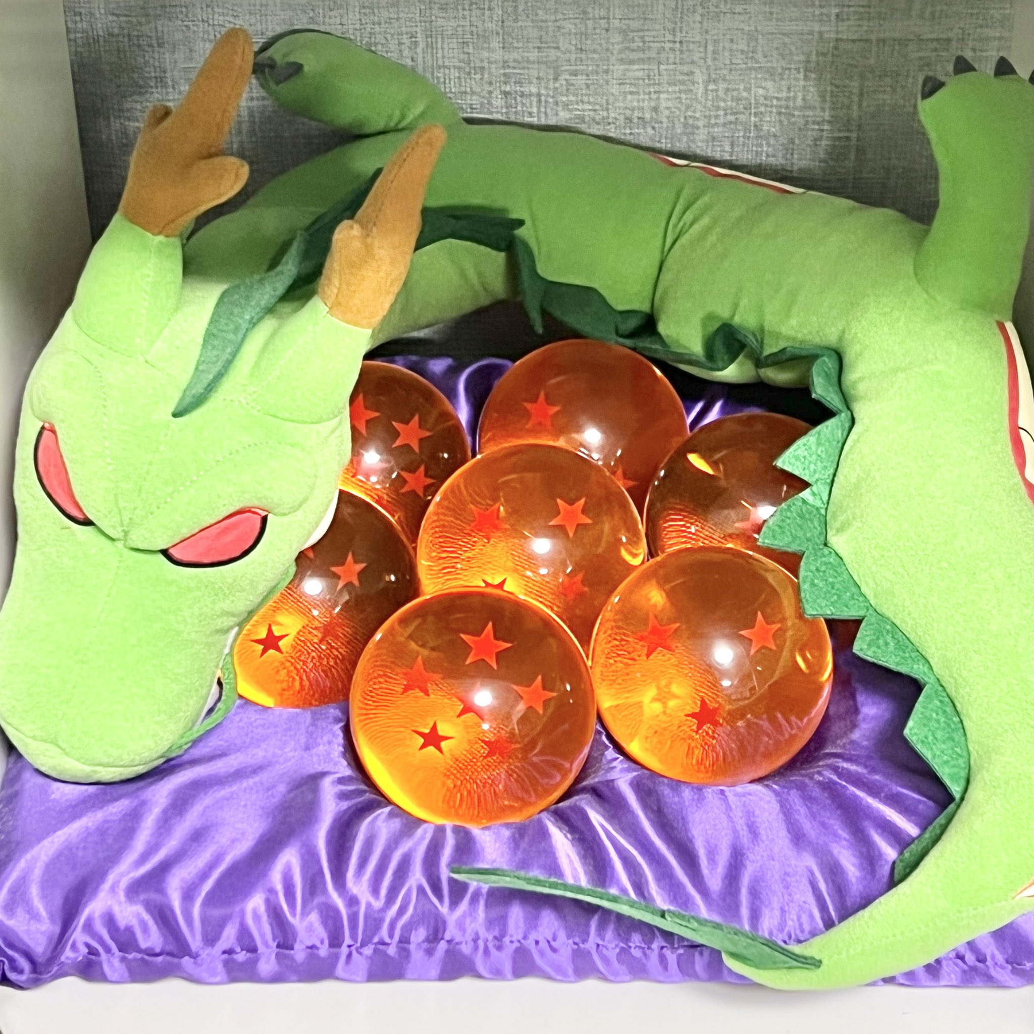 Kuuga このドラゴンボール7つ専用の座布団 母の手作り 結婚式で飾る為 作ってもらった事に未だに感謝 T Co vtsbm392 Twitter