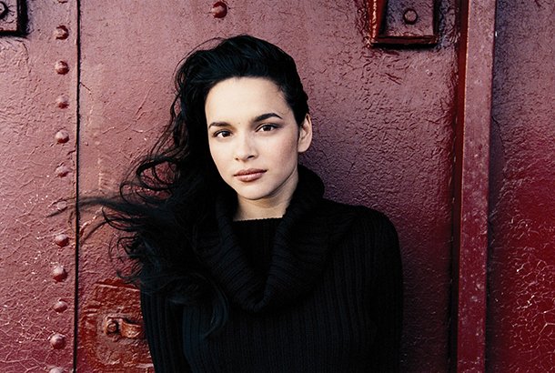 Hemispheres (@hemispheresmag) on Twitter photo 20 years later, <a href="/NorahJones/">Norah Jones</a> looks back at her breakthrough album, ‘Come Away with Me.’ Read our Hemi Q&A: bit.ly/3HIZXmE 20 years later, <a href="/NorahJones/">Norah Jones</a> looks back at her breakthrough album, ‘Come Away with Me.’ Read our Hemi Q&A: bit.ly/3HIZXmE