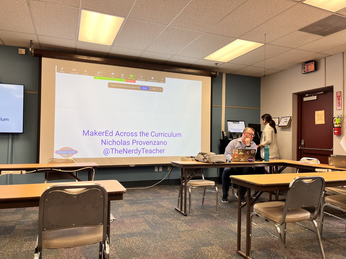 MeenooRami's tweet image. Excited to hear @thenerdyteacher speak about Making across the Curriculum #csforallpa #csed