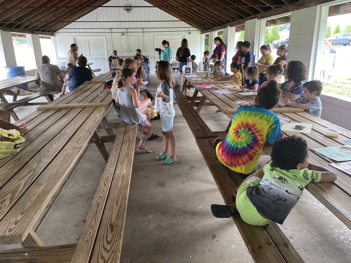 PVSDMCLEBY's tweet photo. Another awesome morning of PV summer enrichment activities! #PVBravesProud https://t.co/Dg6E4HO8nj