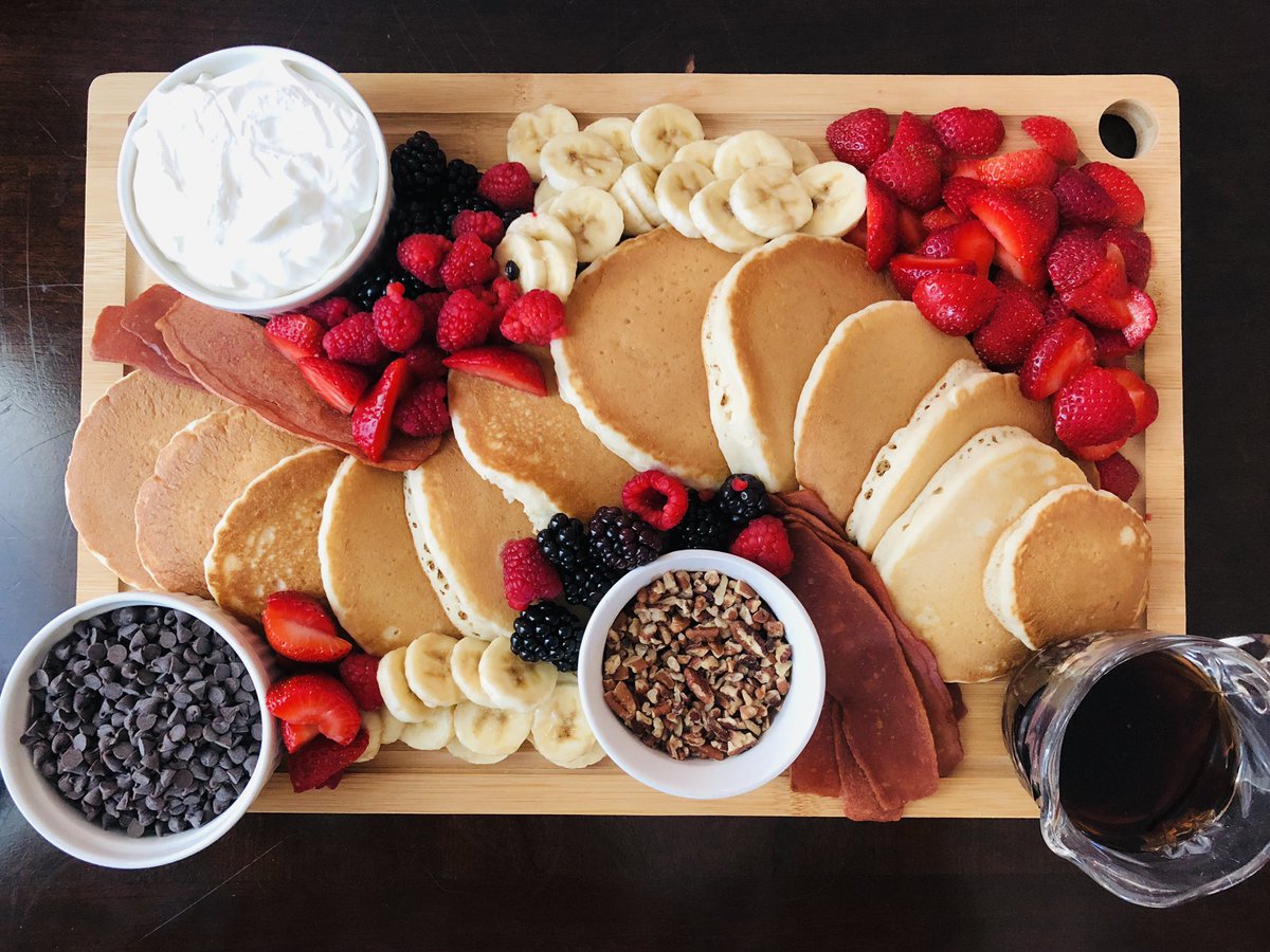 BrittBaileyTV's tweet photo. Oh yeah, we fancy. @mbartwx and I teamed up for a “board party” and dazzled the crowd with pancakes! LOL #boardparty #breakfastonaboard #weekendteam #wakeupcbus #brittanysbites https://t.co/dqVGCBXBys