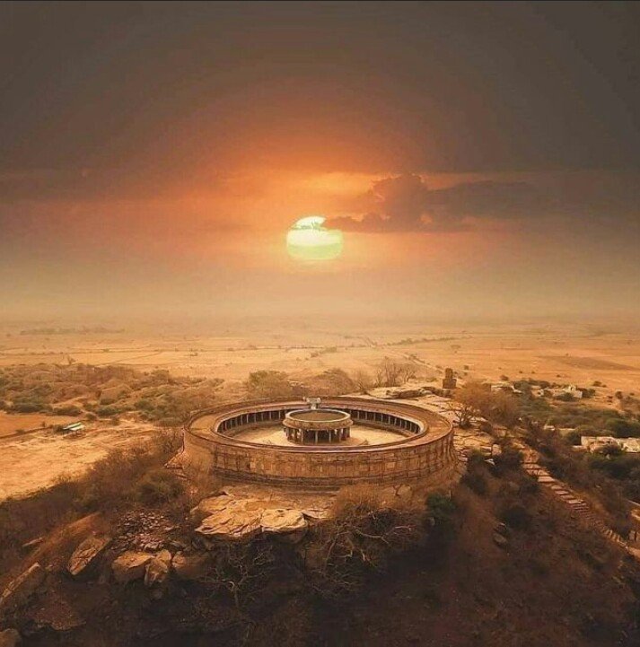 LostTemple7's tweet photo. Temple who inspired design of Indian Parliament https://t.co/rFx4Swc02R