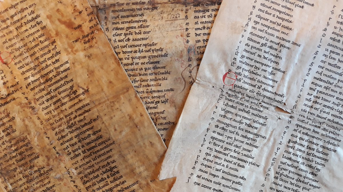 laBnF's tweet photo. ✨Un manuscrit médiéval d’œuvres de Chrétien de Troyes vient enrichir les collections de @laBnF. L’histoire de la découverte de ce manuscrit est digne d’un roman. Mis au jour dans l’étude d’un notaire. Ces feuillets faisaient alors office de reliure ! https://t.co/KftFMQczvy https://t.co/A1RLIh5kYL