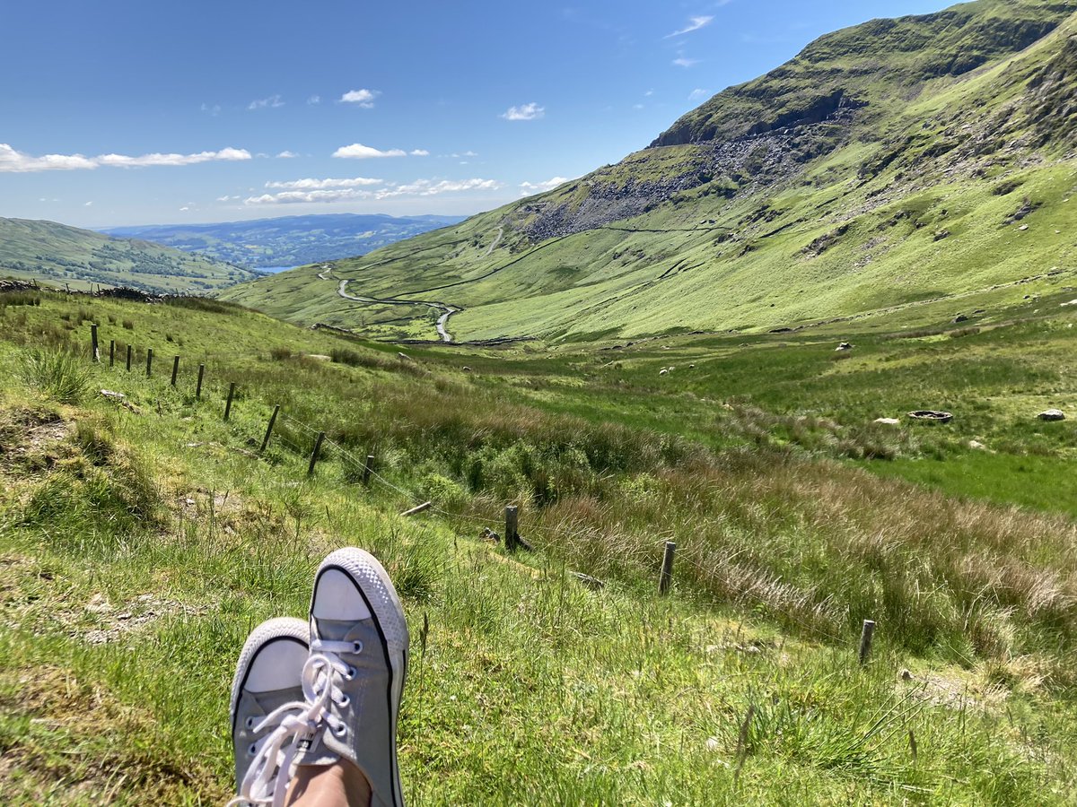 MeiLoft's tweet image. Home for tonight 🚐🌳🥾Kirkstone overlooking #windermere ❤️

#mentalhealth #lovethelakes #lakedistrict #WednesdayMotivation 
#kirkstonepassinn