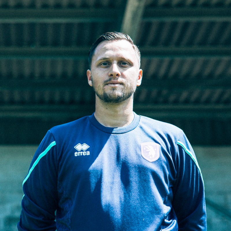 kbeerschotva's tweet photo. Cederique Tulleners is de nieuwe hoofdcoach van onze beloften. De 31-jarige Belg zal onze U23 coachen in tweede amateurklasse.

Meer op onze site. 👇

#WeAre13 #GenerationXIII