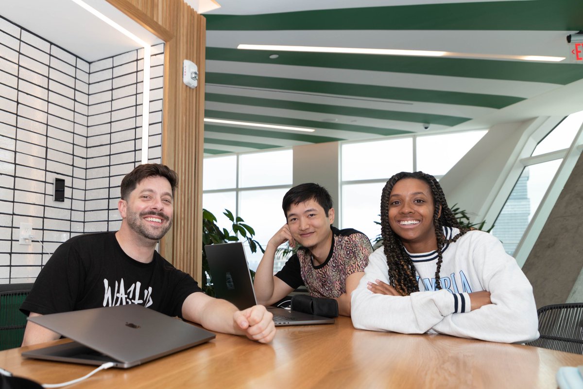Brit10knee_11's tweet photo. First time the newly expanded @endexapp C-Suite is all together in person! Welcome to the team Patrick!
#csweet https://t.co/P4M89lXwF6