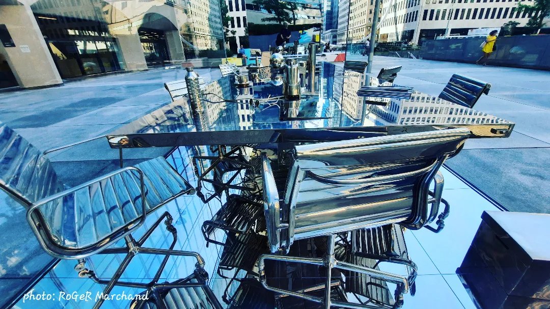 Larpvtv's tweet photo. Le Pavillon de verre de l’Esplanade Place Ville Marie

#mtl #mtlview #montreal #montréal #mtlcity #mtlmoments #art #streetart #artist #Montréal #LaPVVtv #Rogiciel #placevillemarie #PavillondeVerre https://t.co/kKnz6rqFAH