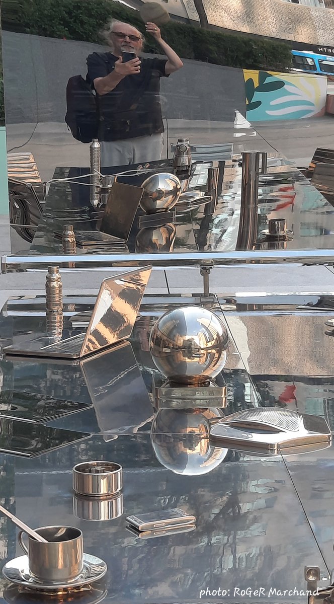 Larpvtv's tweet photo. Le Pavillon de verre de l’Esplanade Place Ville Marie

#mtl #mtlview #montreal #montréal #mtlcity #mtlmoments #art #streetart #artist #Montréal #LaPVVtv #Rogiciel #placevillemarie #PavillondeVerre https://t.co/kKnz6rqFAH