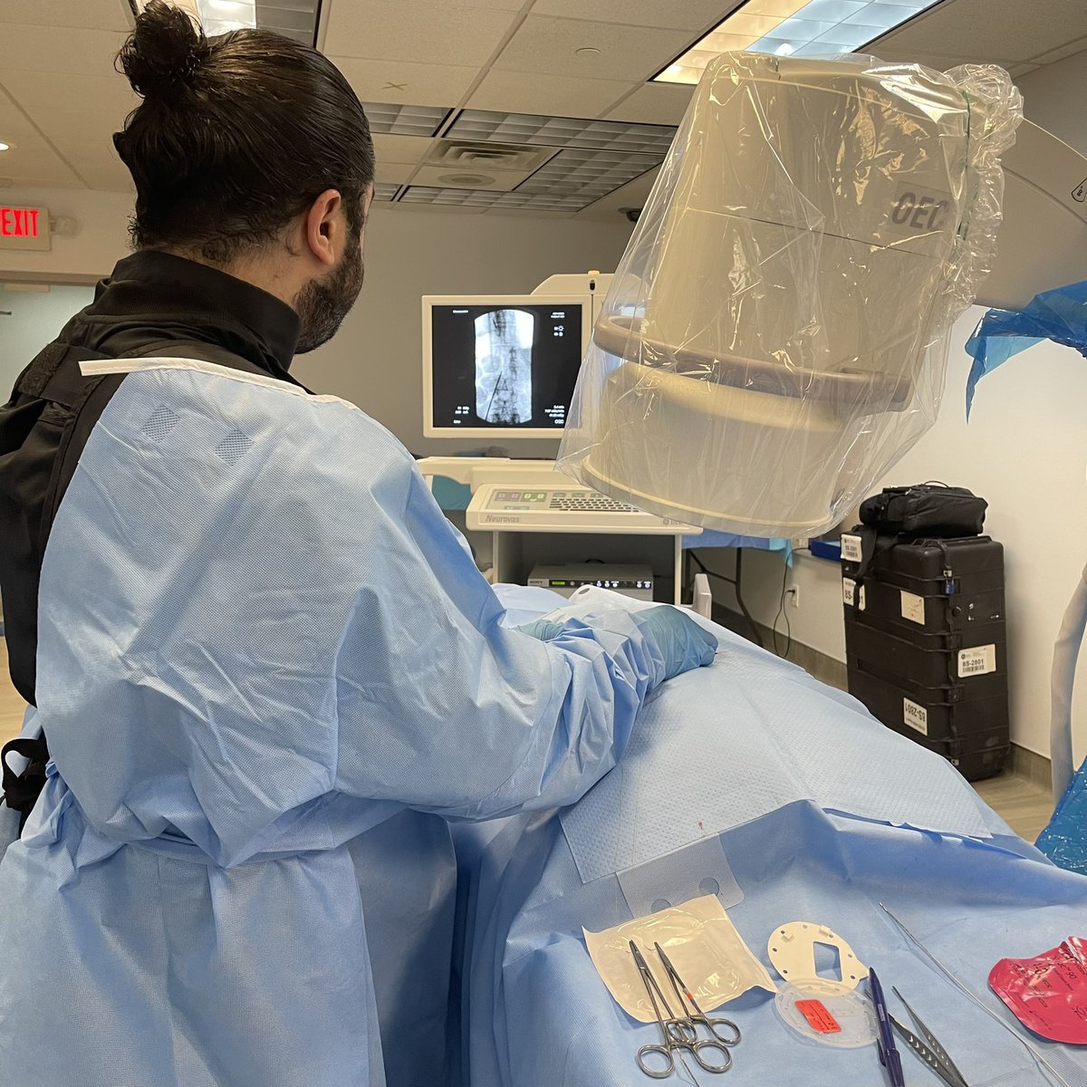 parkash_anish's tweet photo. Had great experience at the Pennsylvania Pain Socety conference recently held in Pittsburgh.I was able to moderate the poster presentations. Also got hands on at the cadaver lab learning SCS, DRG stimulation, SI joint fusion.Thank you @DrYeshMD for your mentorship! #painmedicine https://t.co/NcdOd4ZBcO