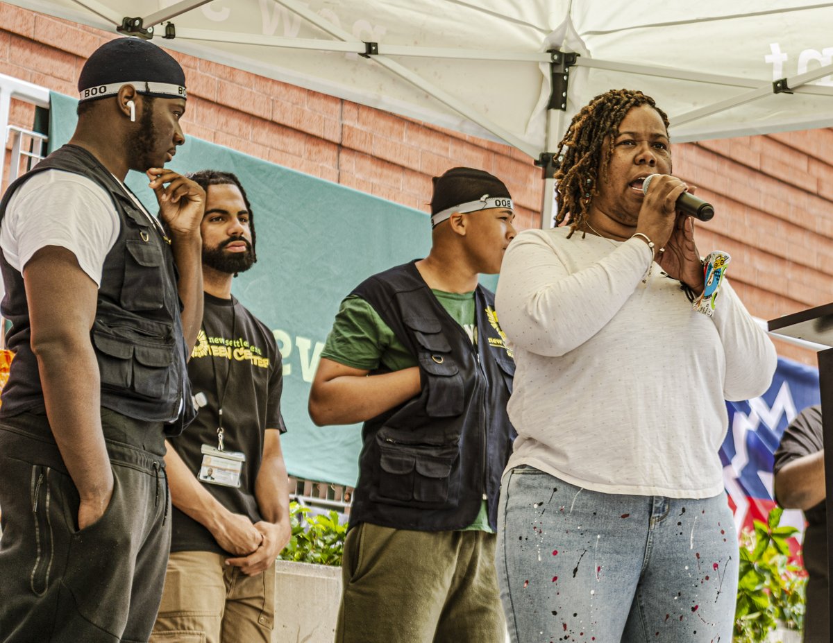 NewSettlementNY's tweet photo. We had so much fun this past weekend at our annual Juneteenth event! Thank you to everyone who came out to celebrate with us and enjoy the warm weather.
#Juneteenth #JuneteenthCelebration #BBQ #Bronx #CommunityDevelopment #Hope #NSCCBX #NYC https://t.co/ct1YMa1glP