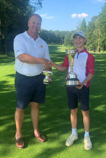 Glosgolf's tweet photo. Gloucestershire U18's Championship takes place at @BandCGolfClub Sunday 26th June - who will take the trophy this year?  Start sheet:  https://t.co/hm5GtUhe4a  Spectators Welcome #Gloucestershire #juniorgolf #greenarmy #Glosgolf @GlosGolfLive https://t.co/phJm8o62DH