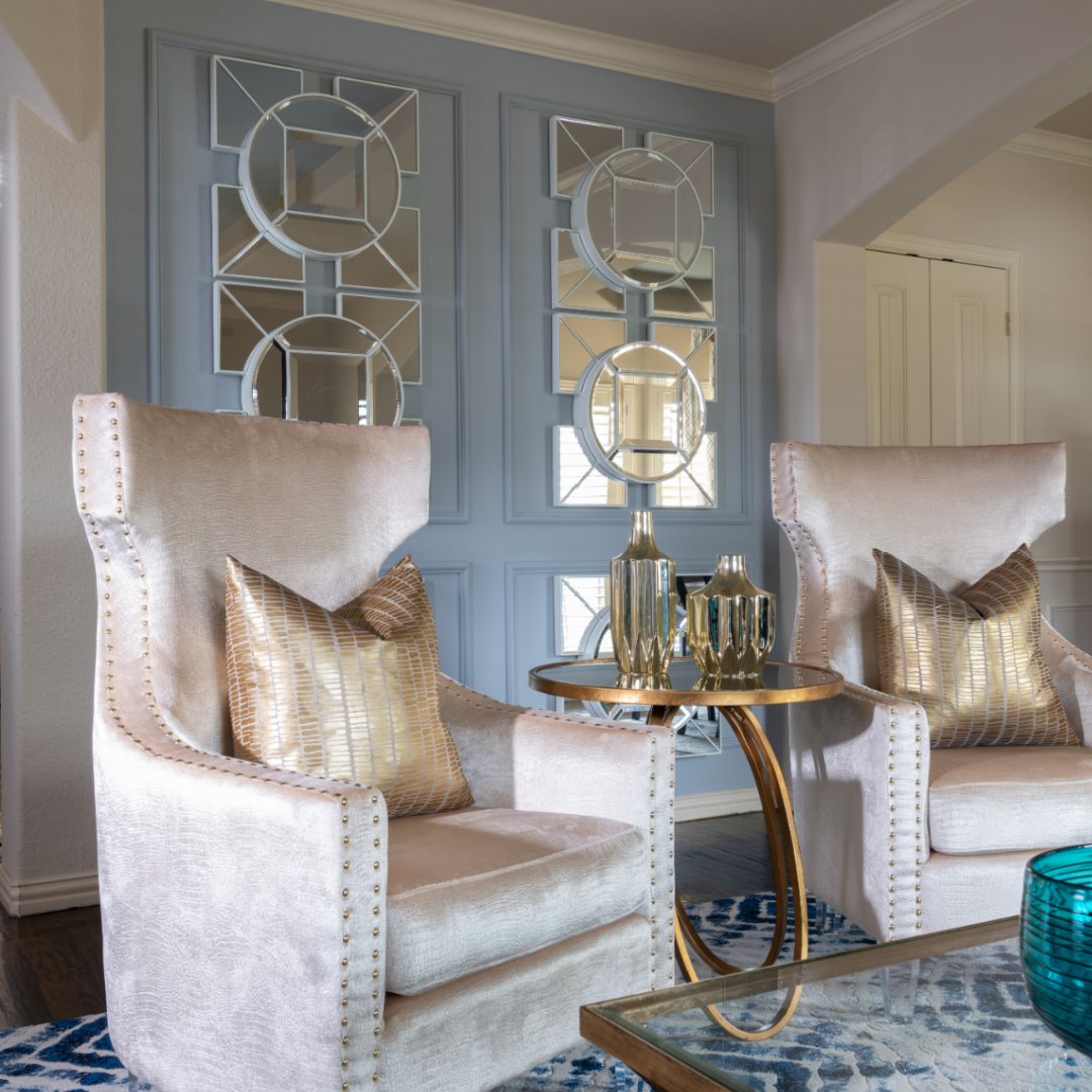 MWilcoxDesign's tweet photo. Coziness level 100✔️After a long days work, everyone should have a space to relax. Contact us today! #mwilcoxdesign #monicawilcox #interiordesign #luxurylivingroom #luxurydesign #homeimprovement #alleninteriordesigner #africanamericaninteriordesigner #dallasinteriordesigner https://t.co/ijR41HiNh3