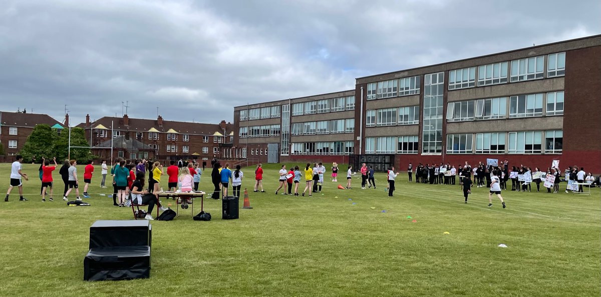 Congrats to S1 Linn House, and S2 Mr Campbell &amp; Miss Scott’s PE classes who were the winners of our Sports Day competition. It was great to have everyone back competing after 2 years away! Well done to all competitors. 

And thank you to all of our senior helpers and PE staff ⭐️