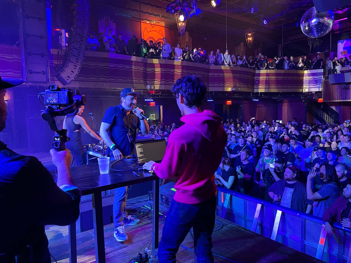 tylerxhobbs's tweet photo. Did some live coding for the first time last night at the Moonbirds event! Huge thanks to @kevinrose for setting it up and letting me open for MMM and Tame Impala 🤯 https://t.co/EzvZBlSl3N