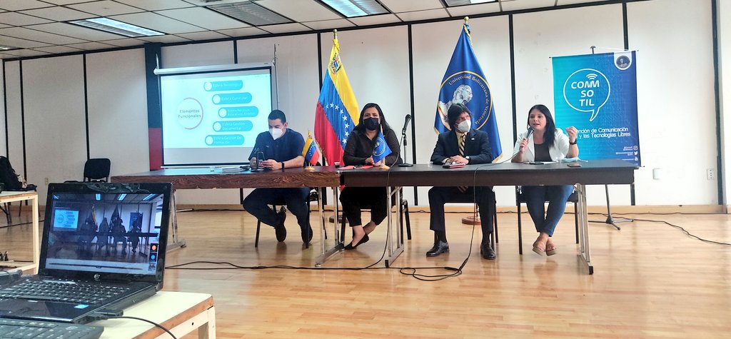 CNTI_VE's tweet photo. #AHORA la Gerente de Formación del #CNTI, Isabel Cassino, presenta los elementos funcionales de la plataforma de aprendizaje SIGMA en el III Simposio "Tecnologías de Información Libres para la Emancipación" que organiza la Universidad Bolivariana de Venezuela https://t.co/J8y9iMJY4c