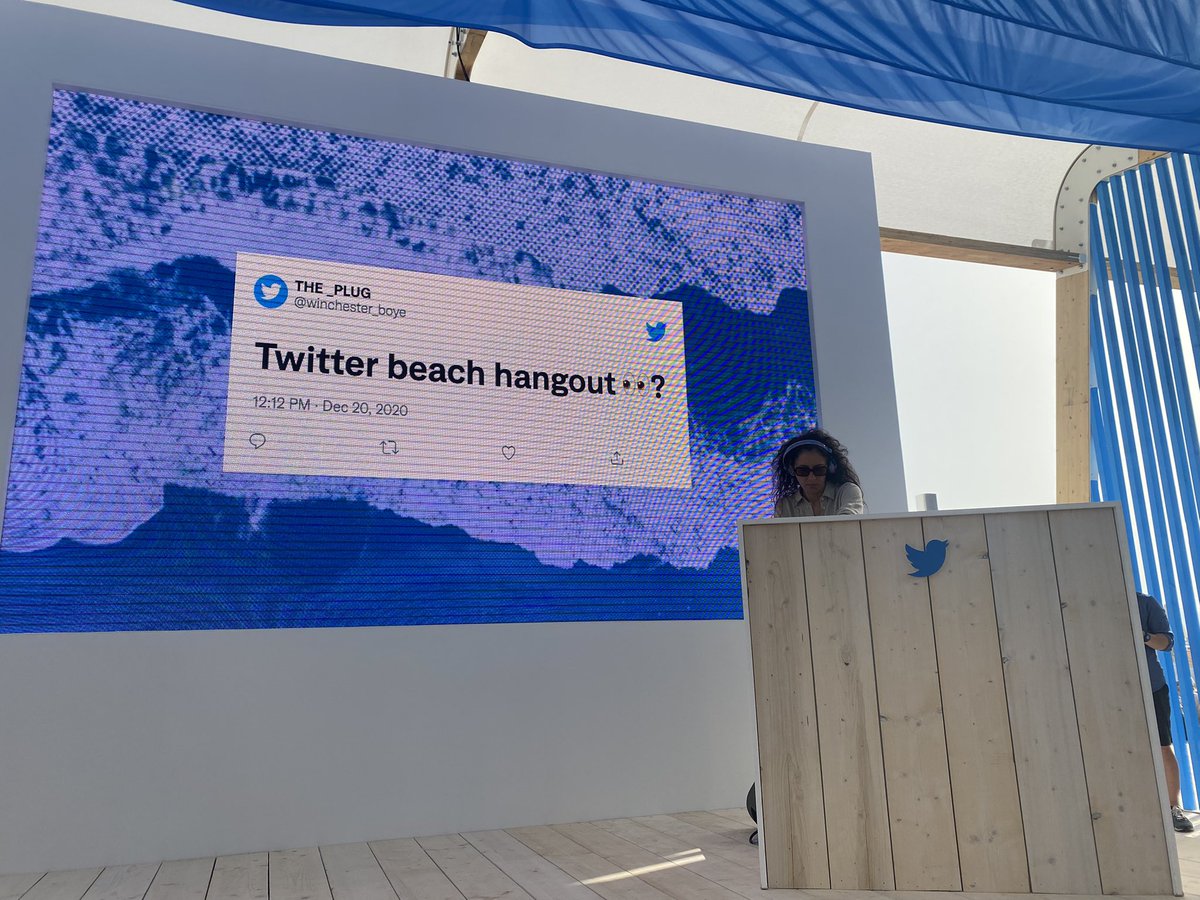 teammjl's tweet photo. @bailesy in the house… (ish) #CannesLions2022 Superb session @Twitter today #twitterbeach https://t.co/jl9PlWDpSx