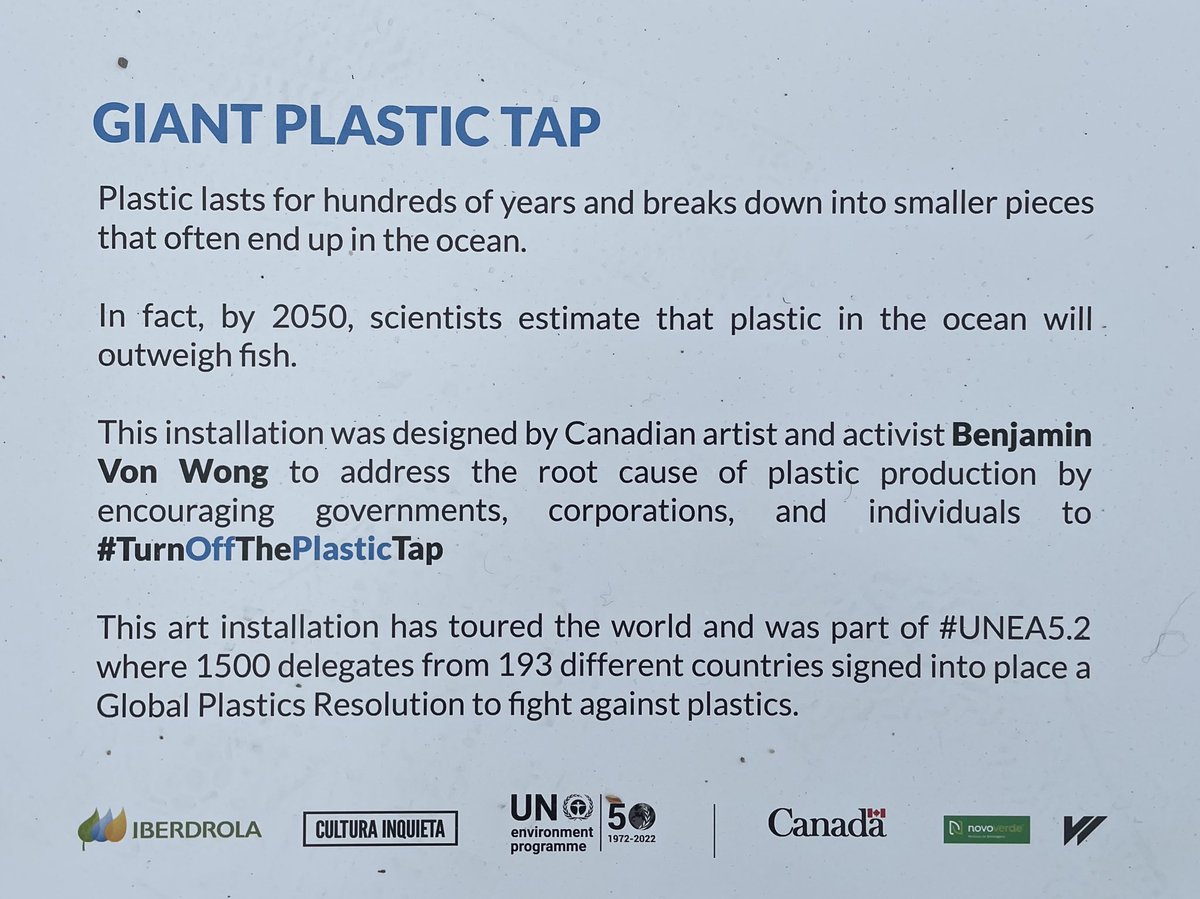 Hey @DegenTrashPanda @pit_the_panda look what I found in Lisbon 

No Pandas around though. 

#TurnOffThePlasticTap 
#UN #plasticpollution #Solana #Trash