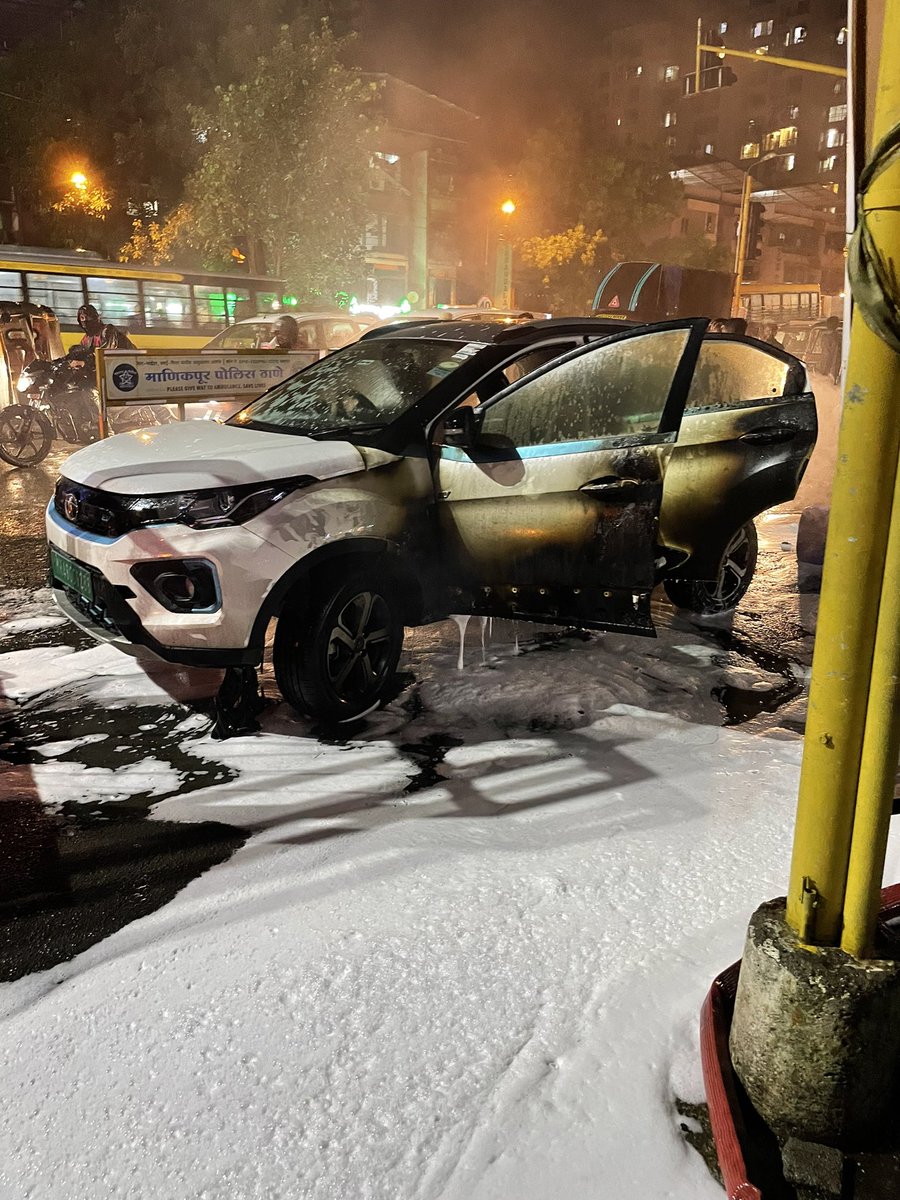 yourswaps's tweet photo. #tata #ElectricCars #caughtonfire #tataev #tatanexonev is electric car safe? https://t.co/5Tw97btrOC