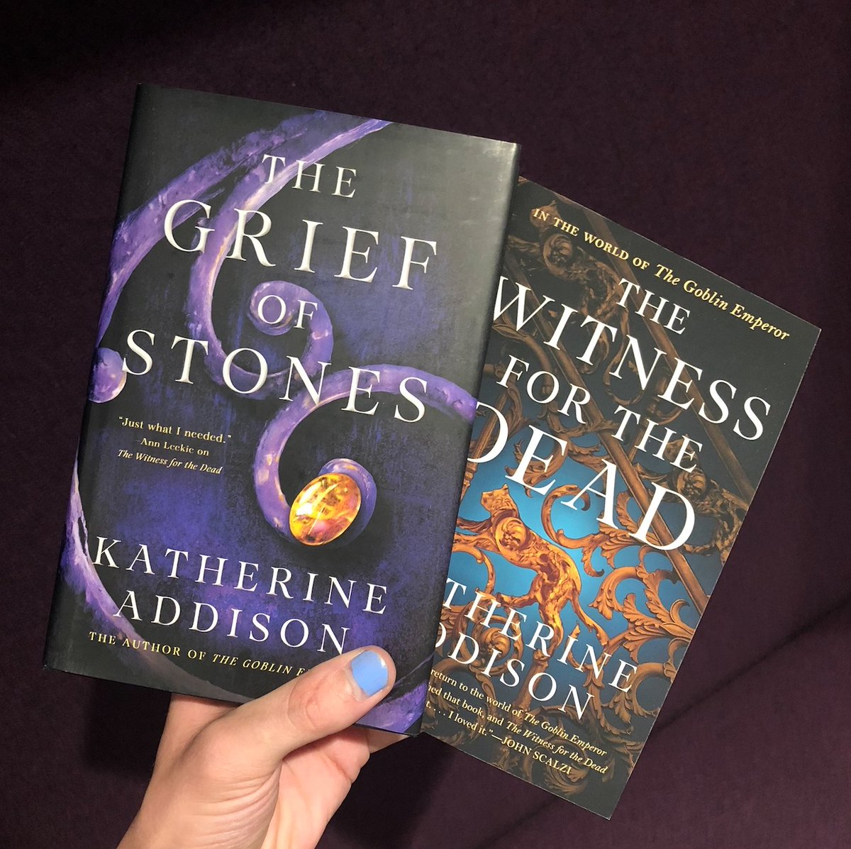 torbooks's tweet image. Happy Wednesday, y'all! Who's ready to win some books?! We're giving three lucky people the chance to win #TheWitnessfortheDead and #TheGriefofStones by @pennyvixen. Just follow us, then like and retweet this tweet to enter. Best of luck! ✨

#TheCemeteriesOfAmaloSweeps