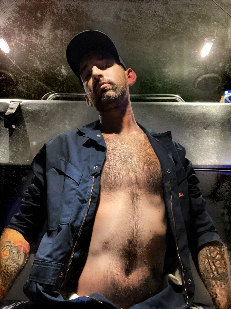 DieselDhaddy's tweet photo. @OnlyFansPromoRT Find Me On 😈OnlyFans😈 and DM📩 me for a 🔥FREE TRIAL LINK🔥 https://t.co/uvEGex1uhO https://t.co/oo5BgqCdqb