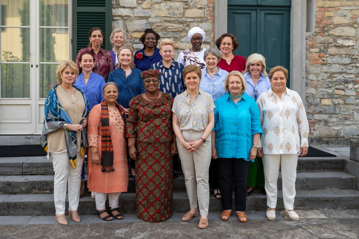 It was an honor to cohost a Global Women Leaders Summit with @RockefellerFdn. We discussed inclusive climate action; advancing democracy; protecting women’s rights & driving gender equity. We look forward to sharing our ideas! @MelanneVerveer @HillaryClinton #Overdue4Equity