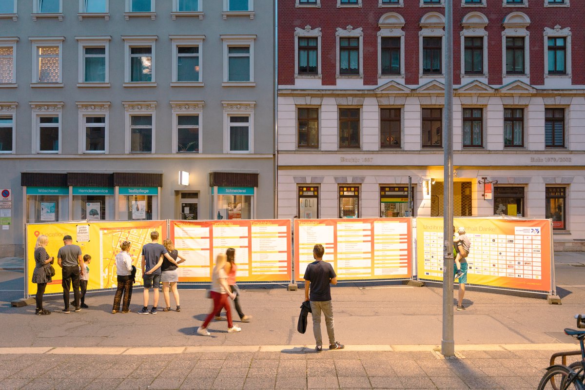 kosmoschemnitz tweet media