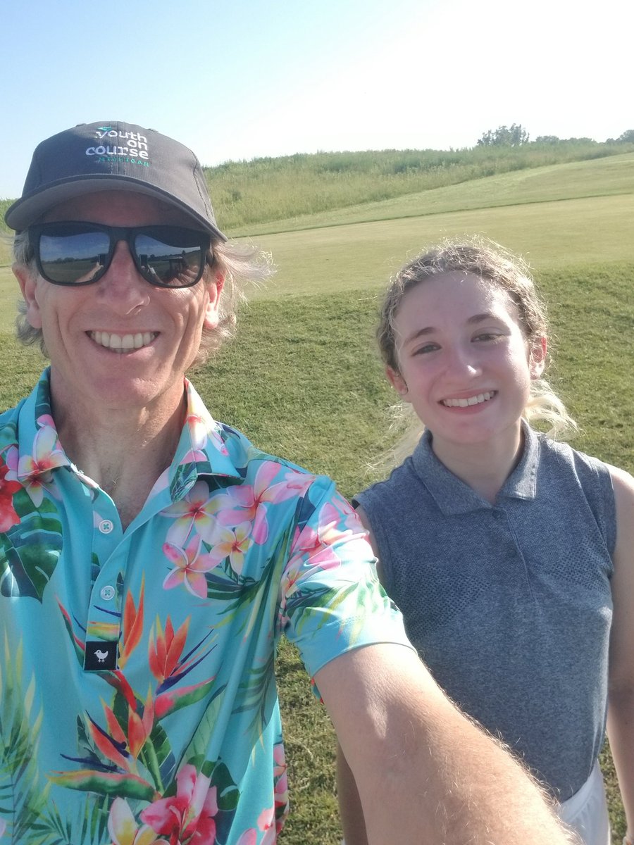 crismattoon's tweet photo. First golf match for me this year, and no better opponent to thrash me than my amazing daughter. β³ Sporting my awesome Father's Day gift, @badbirdiegolf shirt. Wonderful evening on the back nine despite the 98Β°F temp.π‘βοΈ
#Golf #lifefullylived #cheatingdeath https://t.co/ZdUt54218A