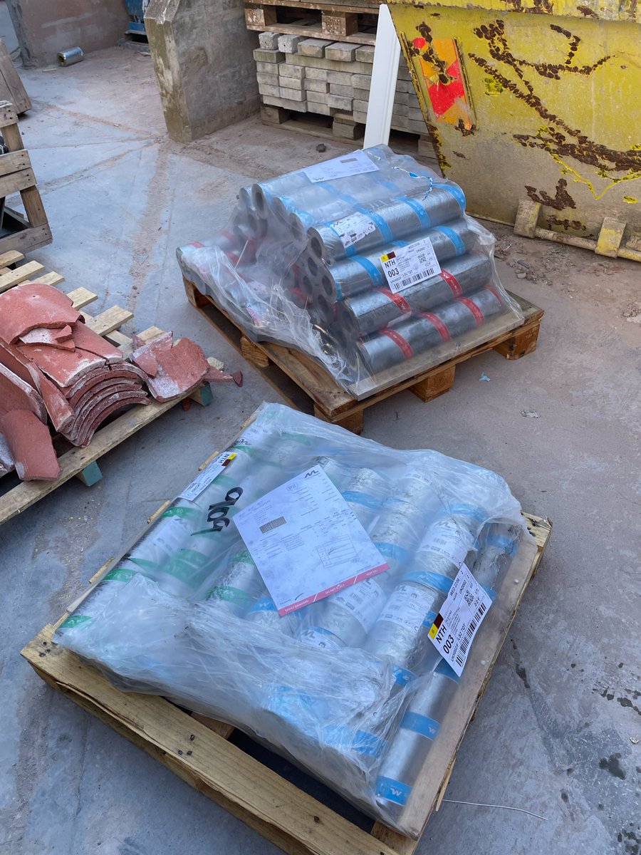 lcb_roofing's tweet photo. Thank you @MidlandLead we received our lead for September that’s one more jobs ticket off, as the workshop was too hot today we took the lead dressing out in the yard with some shade 2nd year students doing a bossed apron
Great support https://t.co/DbrMtYXUQ8