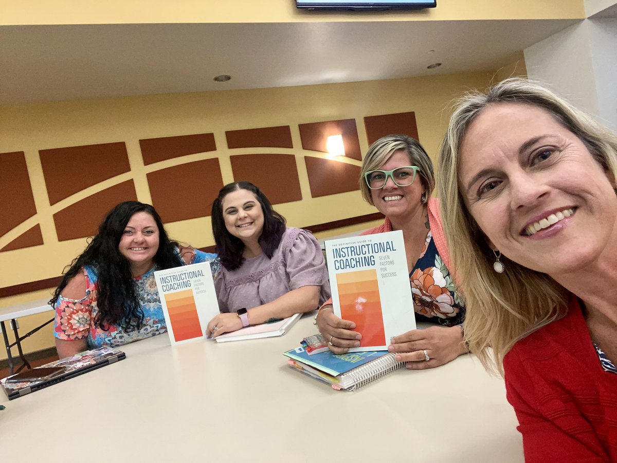 Want to get great at something, find a coach!  Love learning and growing with my coaching dream team at Coaching Academy. 👩‍🎓@SLTteachcoach <a href="/KOates818/">Kristin Oates</a> <a href="/CalusaFirehawks/">Calusa Elementary</a>