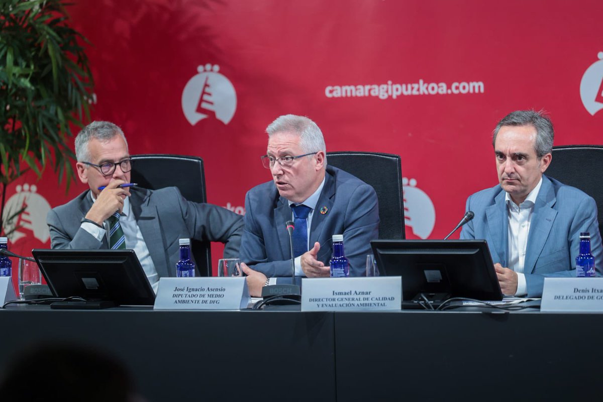 asensioji's tweet photo. El #PERTE de Economía Circular ha sido presentado a más de 60 empresas por parte de Ismael Aznar DG de Calidad y Evaluación Ambiental del Ministerio de Transición Ecológica y Reto Demográfico @mitecogob y ha tenido como ejemplos a las empresas de #Gipuzkoa @ScrapAd_esp y #Metal78 https://t.co/OQk0yiiPLd
