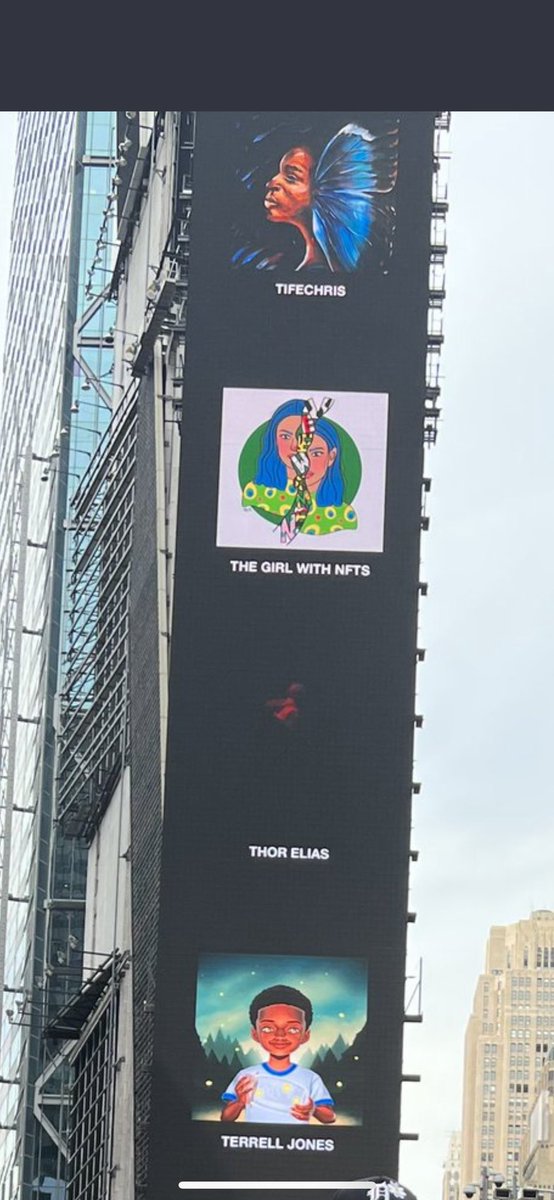 VeeWomen tweet media