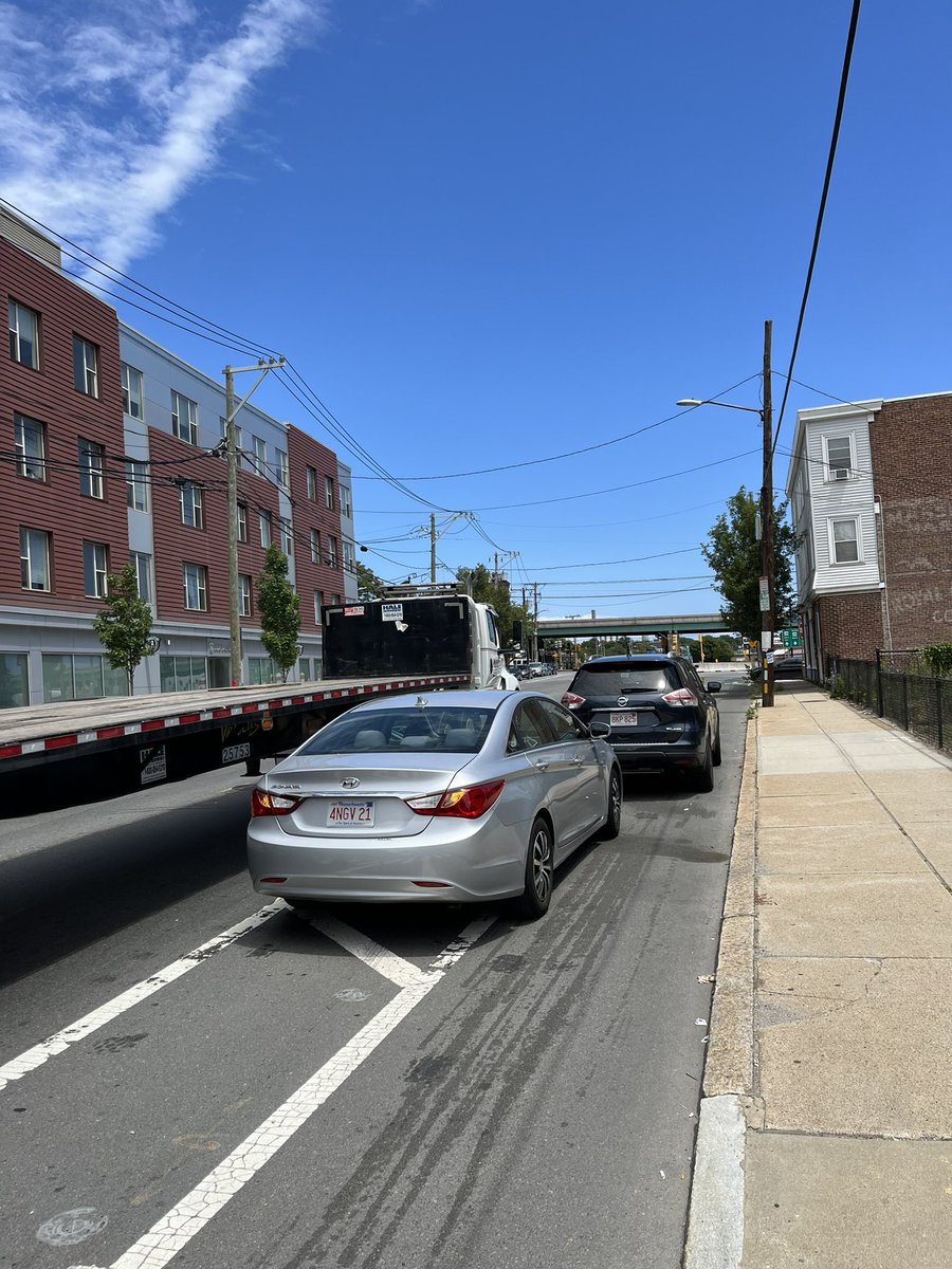 ryankiracofe's tweet photo. @311Somerville parked car blocking bike lane, Washington Street opposite Nu Kitchen https://t.co/4coWMO5DPQ