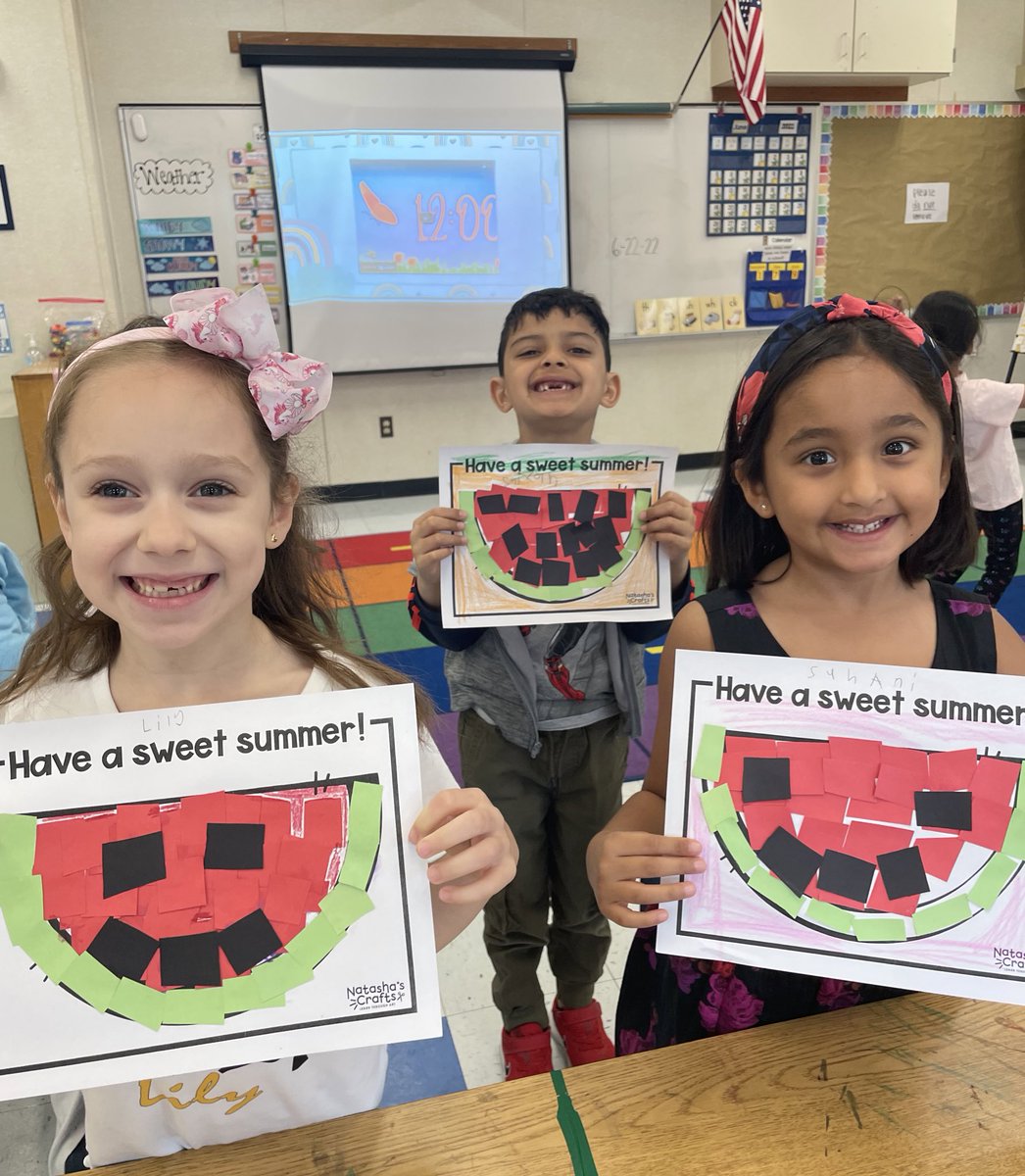 Ms_JChester4's tweet photo. lots of eoy fun! 🤩 https://t.co/j4qEoWNbtA