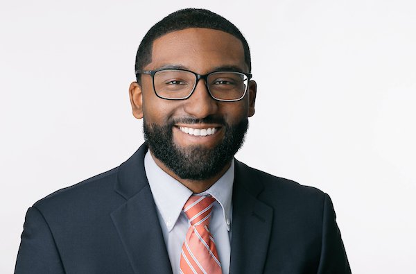 Ant_Arnette's tweet photo. Hi #MedTwitter,
My name is Anthony Arnette, from Maryland. I'm excited to announce that I will be applying to psychiatry for the #Match2023! I will be a #firstgendoc and am seeking any guidance. My passions involve rectifying addiction and CAP!
#PsychTwitter 
#Blackmeninmedicine https://t.co/nCoXwCwkXy