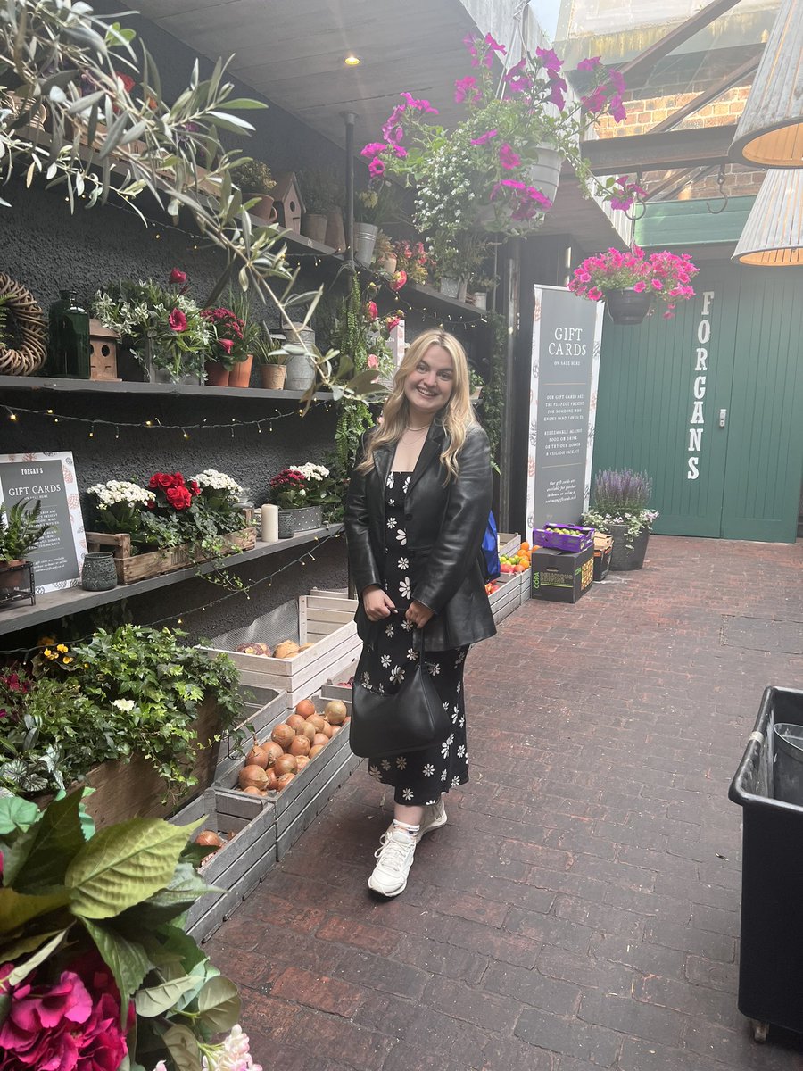 I had a lovely day yesterday at my belated 2020 graduation at St. Andrews 🌷