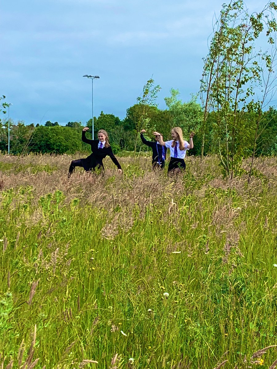 TeamQma's tweet photo. Old school games in fresh ‘Ayr’ today for S2 Jericho PSHE today @QMAOfficial @_respectme_ #community #summer #fun #healthy #zeroscreentime #justgoodfun #healthy #active #shanarri #laughs #friendship https://t.co/5ZL52Skiuc