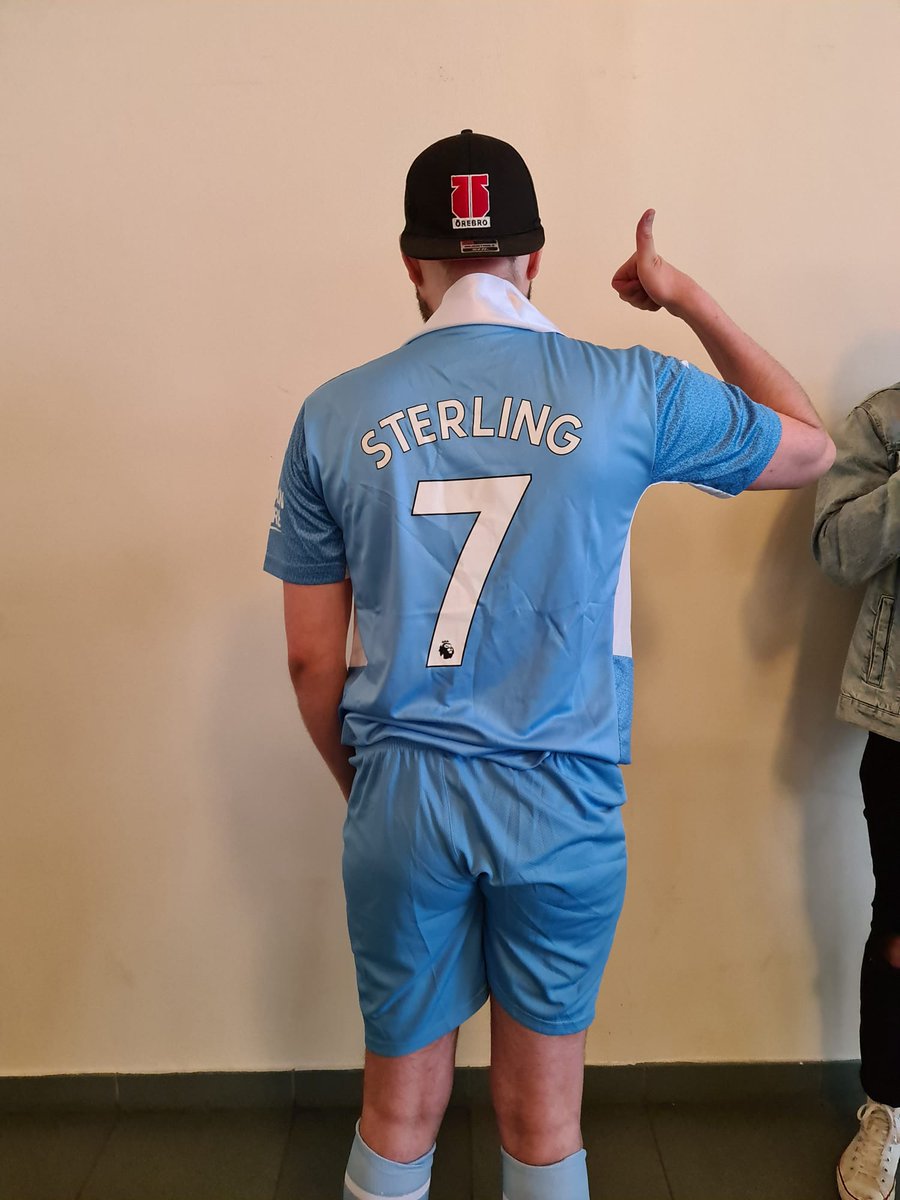 Im so old, but loved my bachelorparty ❤️ thank you <a href="/jjammuuu/">Jammu</a> <a href="/bambuhattu/">Samu Leppänen</a> and all the other guys who doesn't use Twitter ❤️ and fuck <a href="/ManCity/">Manchester City</a>